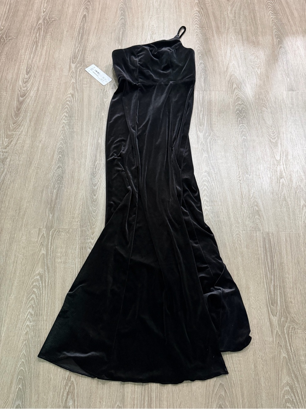 Azazie Kala One-Shoulder Velvet Gown in Black Size 4
